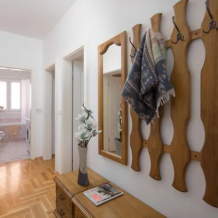 Apartment Mozart